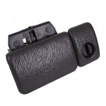 Kľučka dvierok batožinového priestoru pred spolujazdcom Suzuki Grand Vitara 98-15